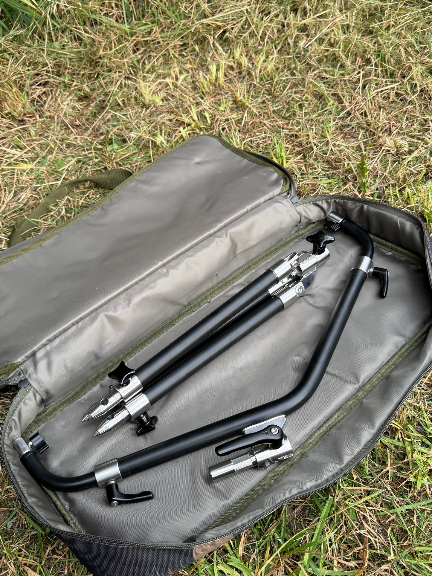 Rod Pod V1 Tri-Base Black