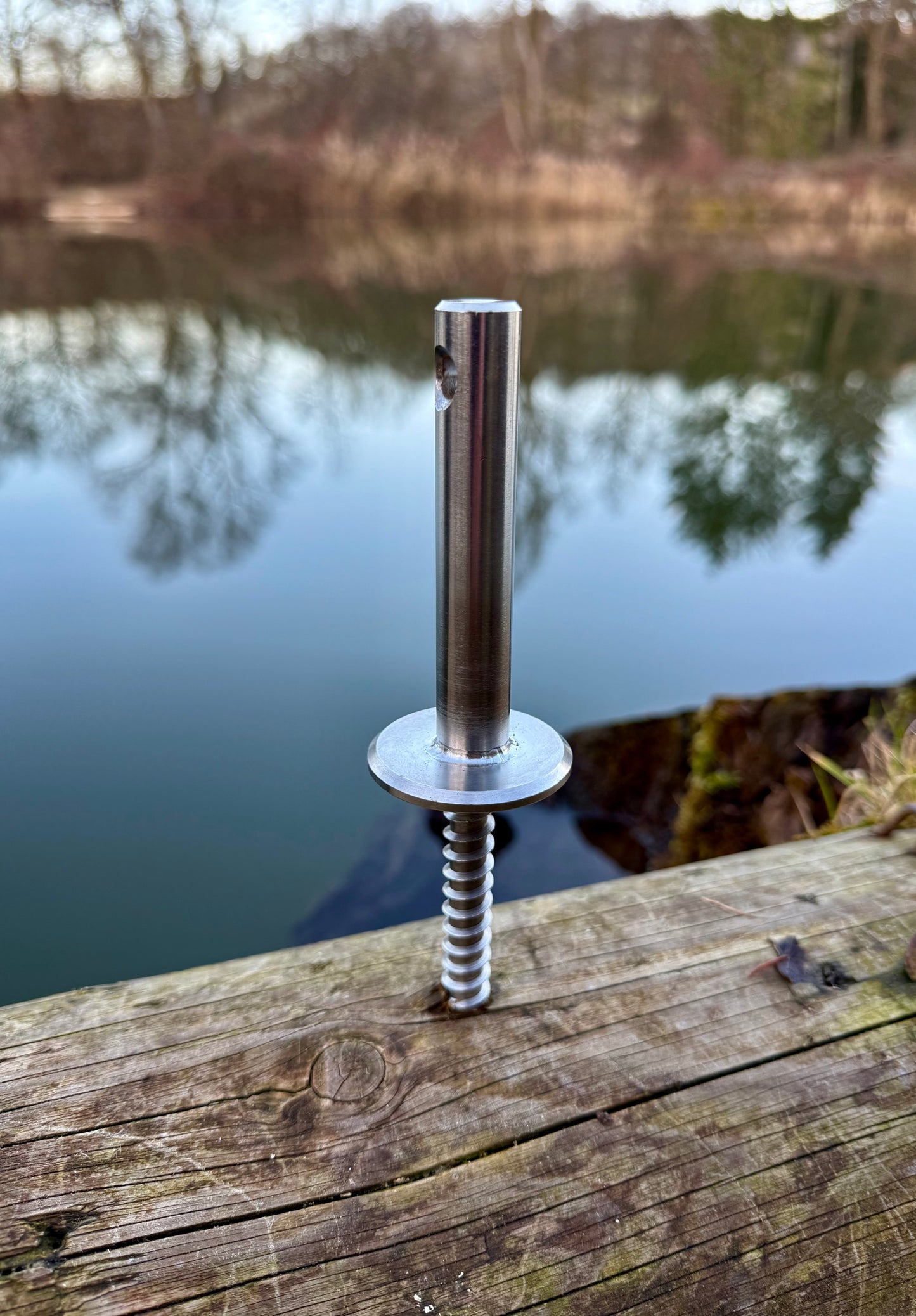 V1 Screw Mount