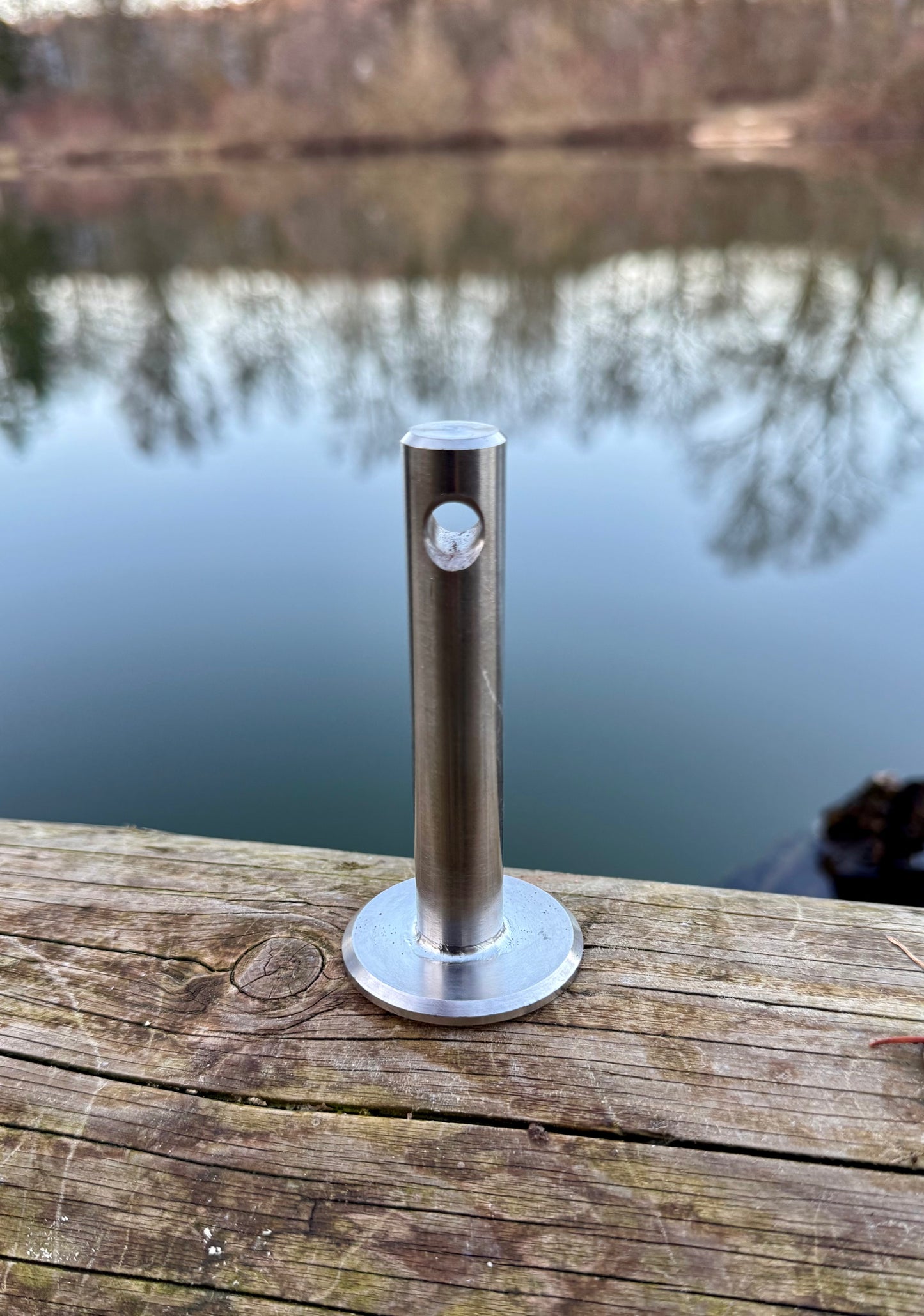 V1 Screw Mount