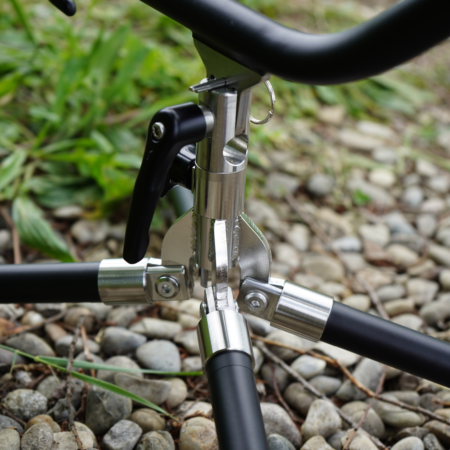 Black - V1 Rod Pod Four Leg